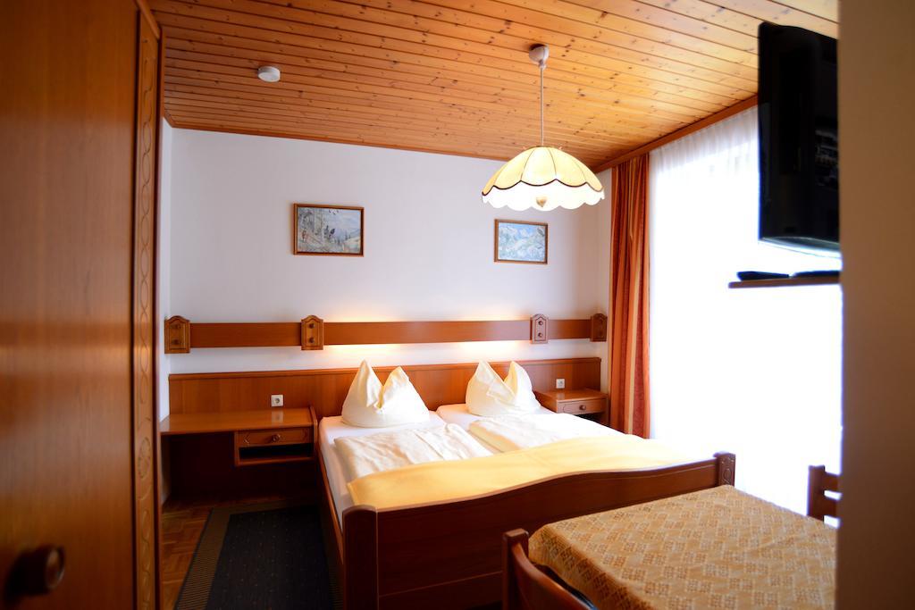 Gasthof Waldemar Hotel Hermagor Room photo